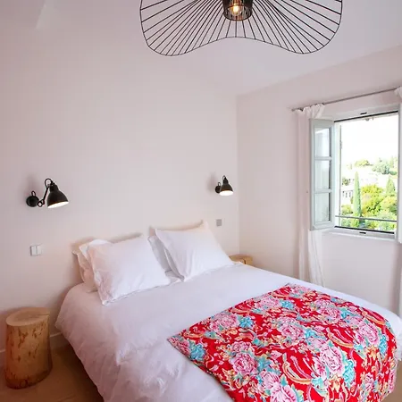Casa de Férias Pres D'avignon Maison Luxe Vue Terrasses Piscine *