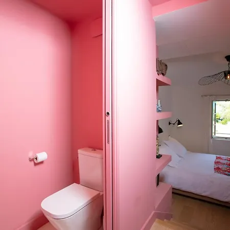 Pres D'avignon Maison Luxe Vue Terrasses Piscine بيت للعطل *