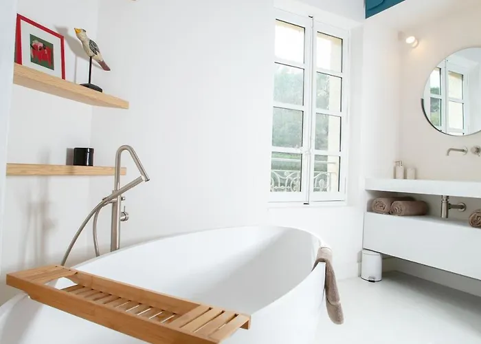 Pres D'avignon Maison Luxe Vue Terrasses Piscine *