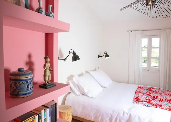 Pres D'avignon Maison Luxe Vue Terrasses Piscine Holiday home *